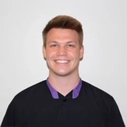 A headshot photo of Carter, a hygienist at Forum Dental Group